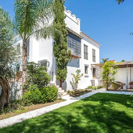 Villa Calle Almendros